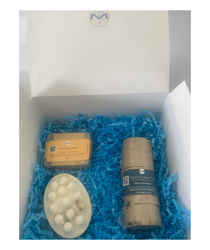 Gift Box MOLIAE — King In Me Organic Essential Oils